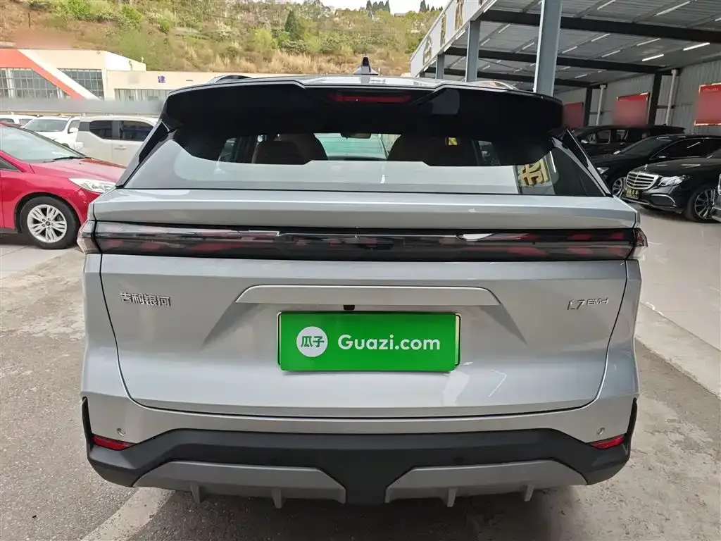 Geely Galaxy L7 2025 из CN, фото 9