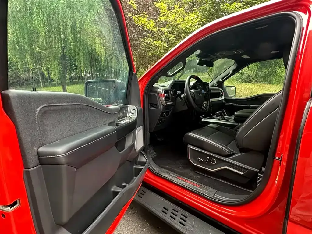 Ford F-150 Raptor 2024 из CN, фото 4