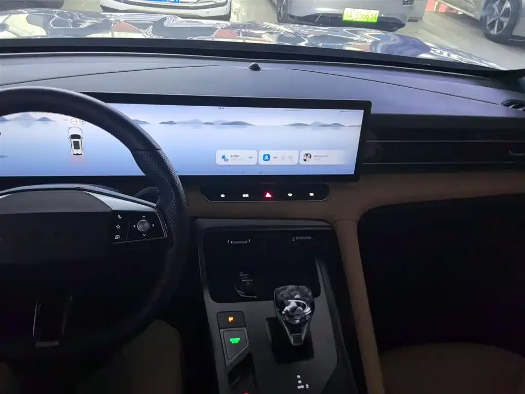 Roewe RX5 2025 из CN, фото 9