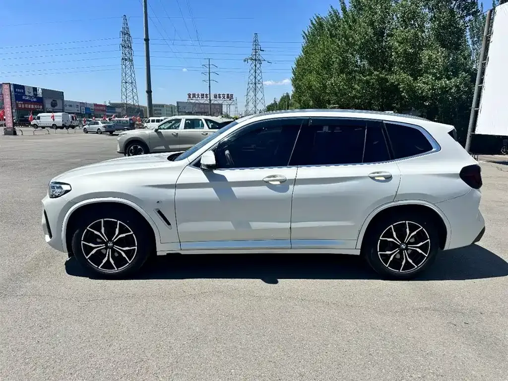 BMW X3 — фото 9