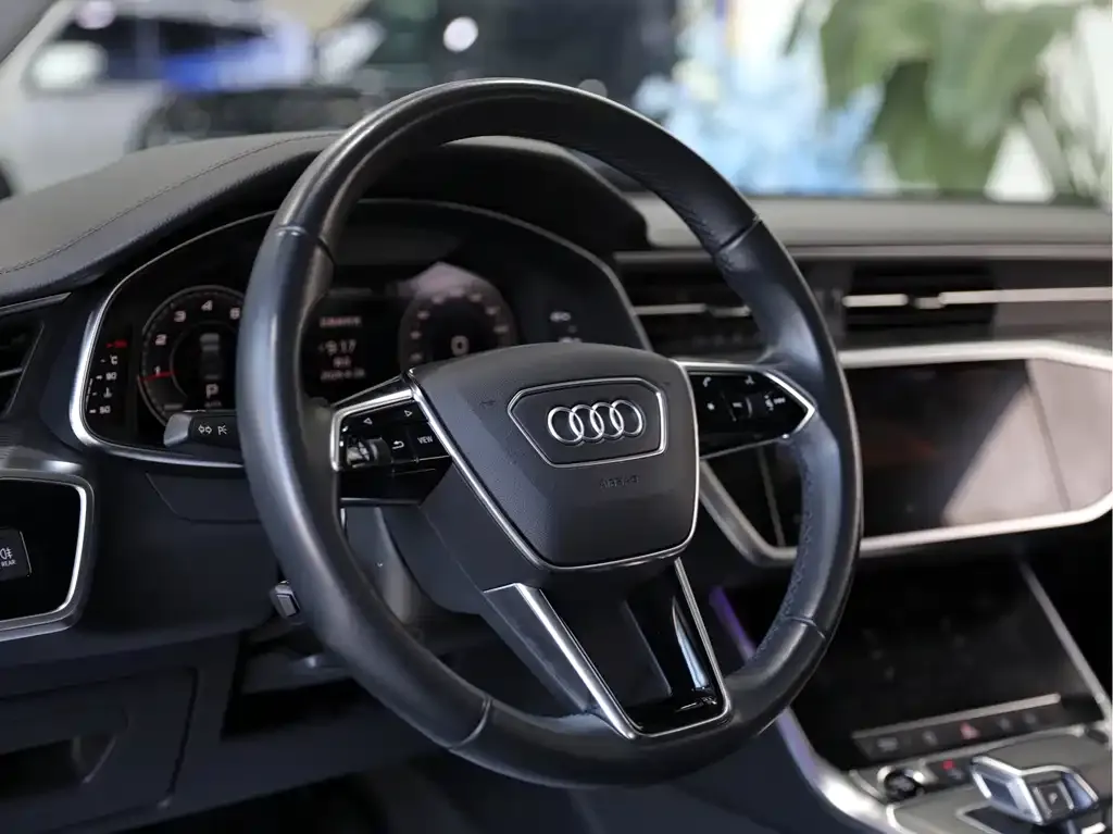 Audi A7 2021 из CN, фото 6