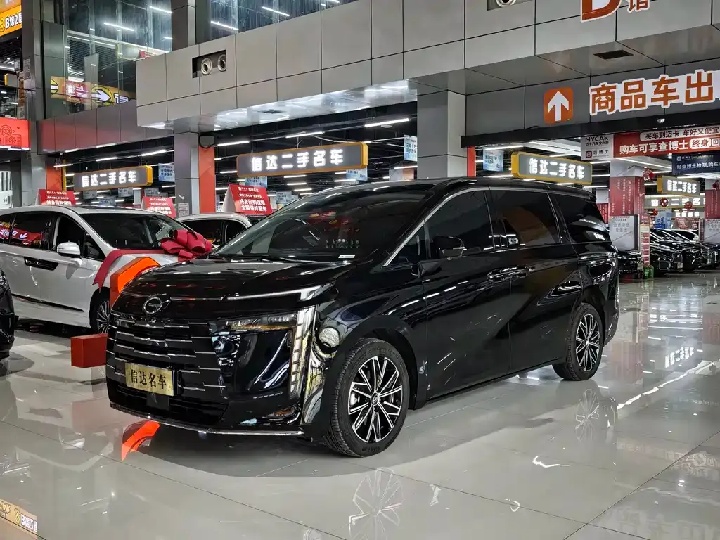 GAC Motor Trumpchi E8