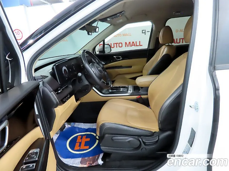 Kia Carnival — фото 10