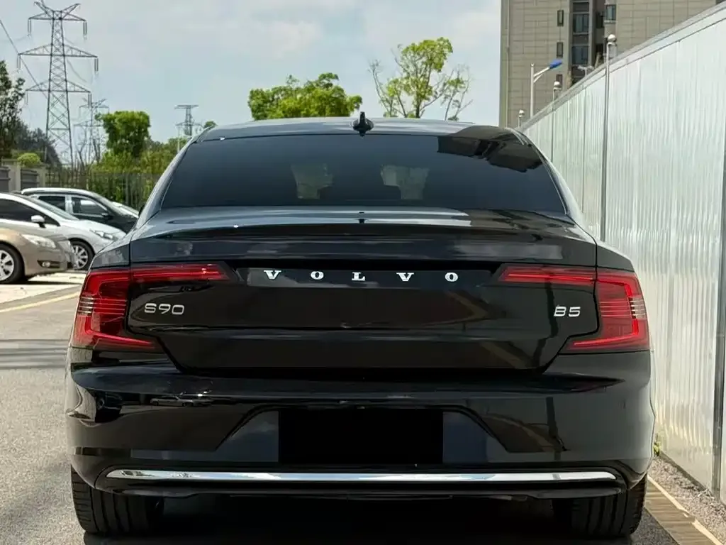 Volvo S90 — фото 2