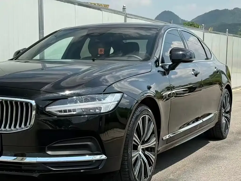 Volvo S90 — фото 8