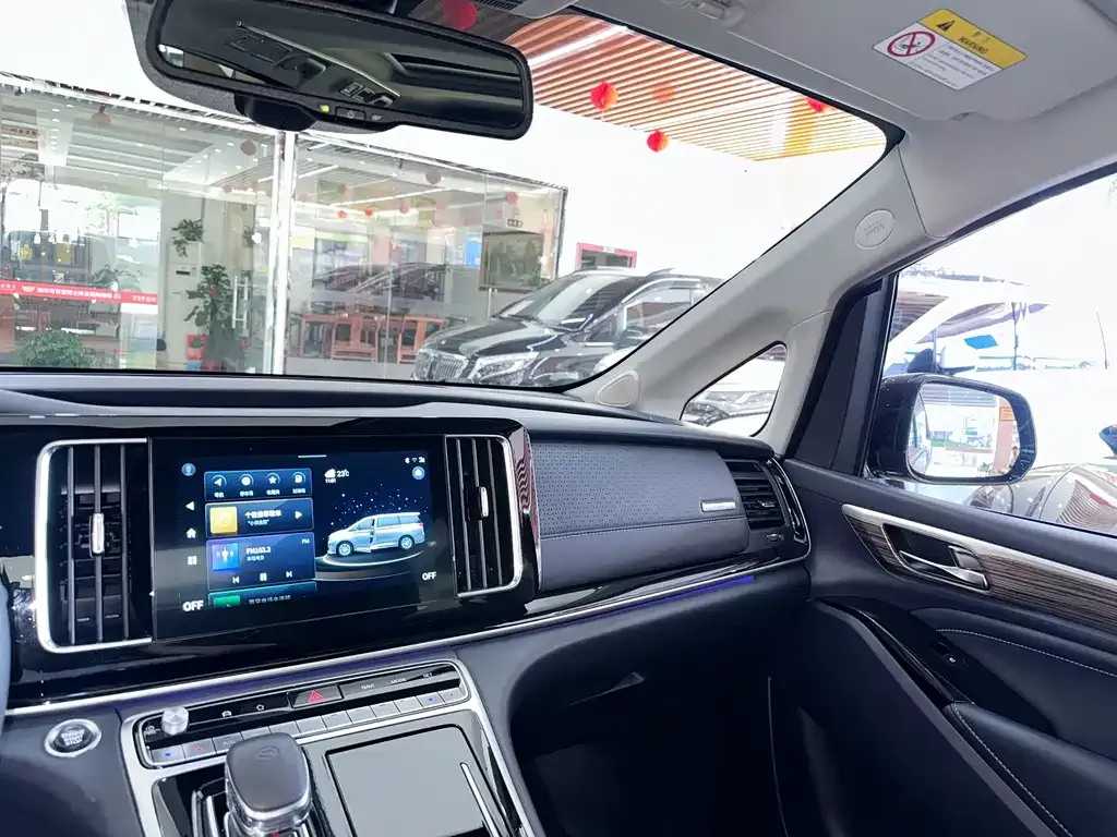 GAC Motor Trumpchi M8 — фото 7
