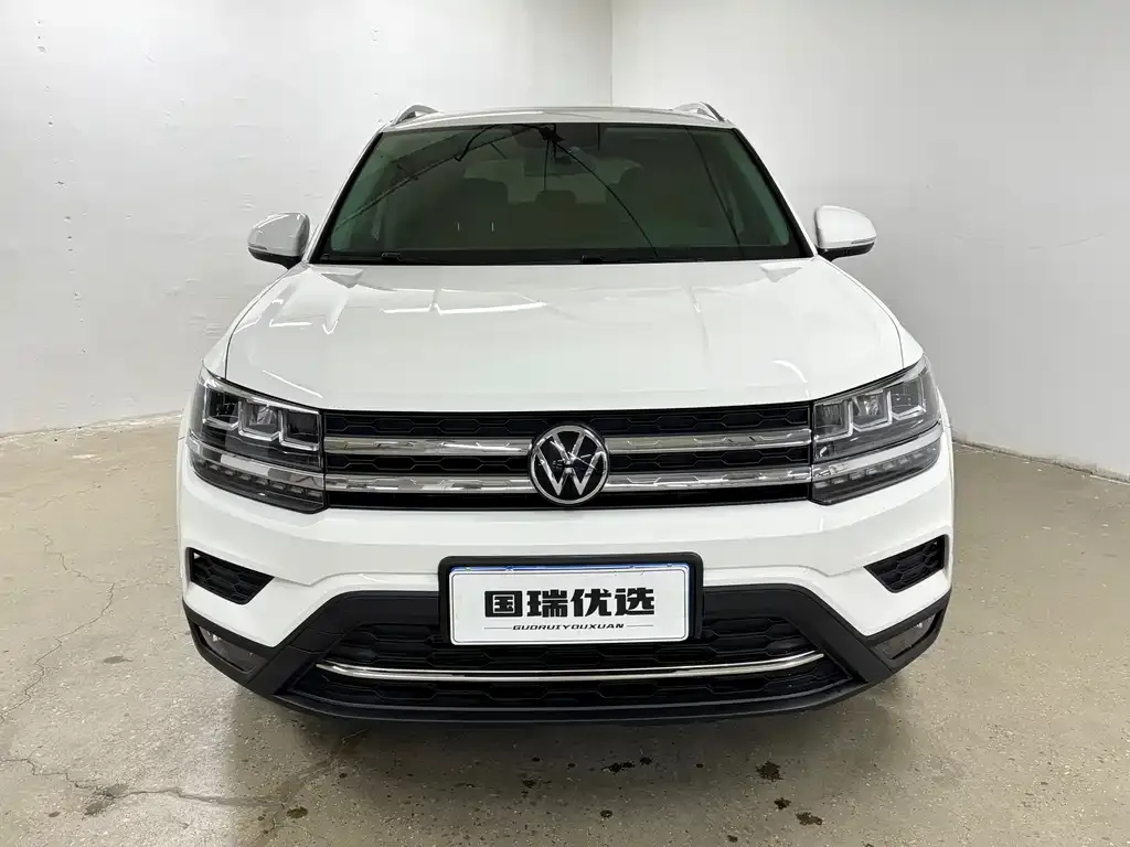 Volkswagen Tharu — фото 9