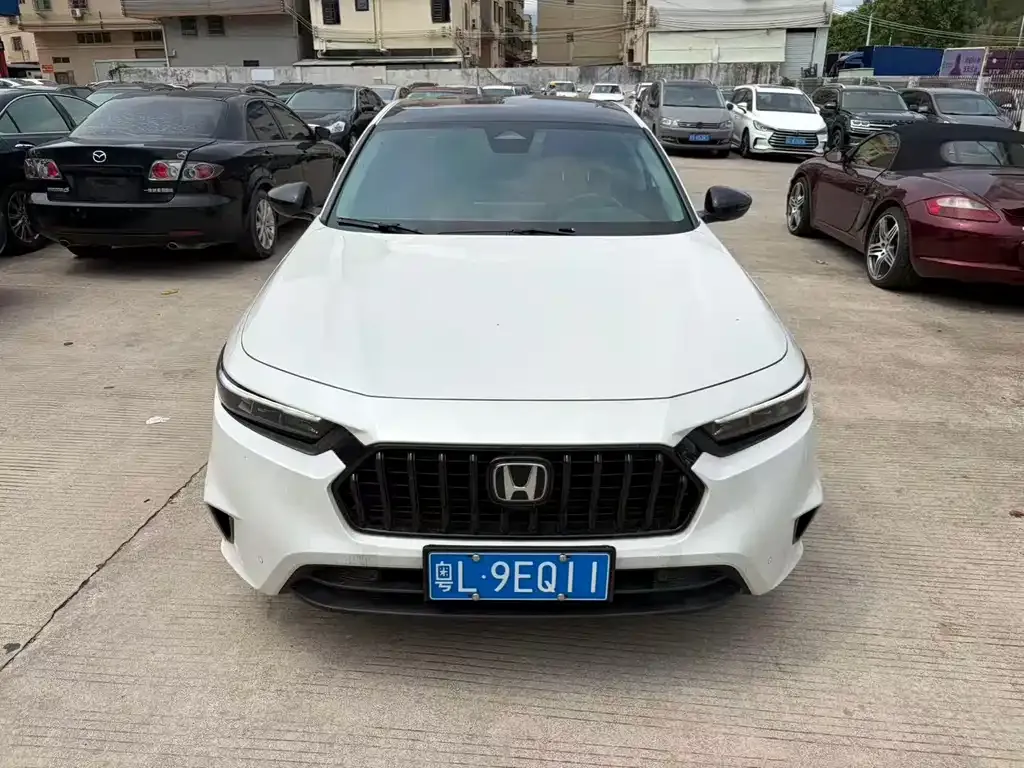 Honda Inspire — фото 1