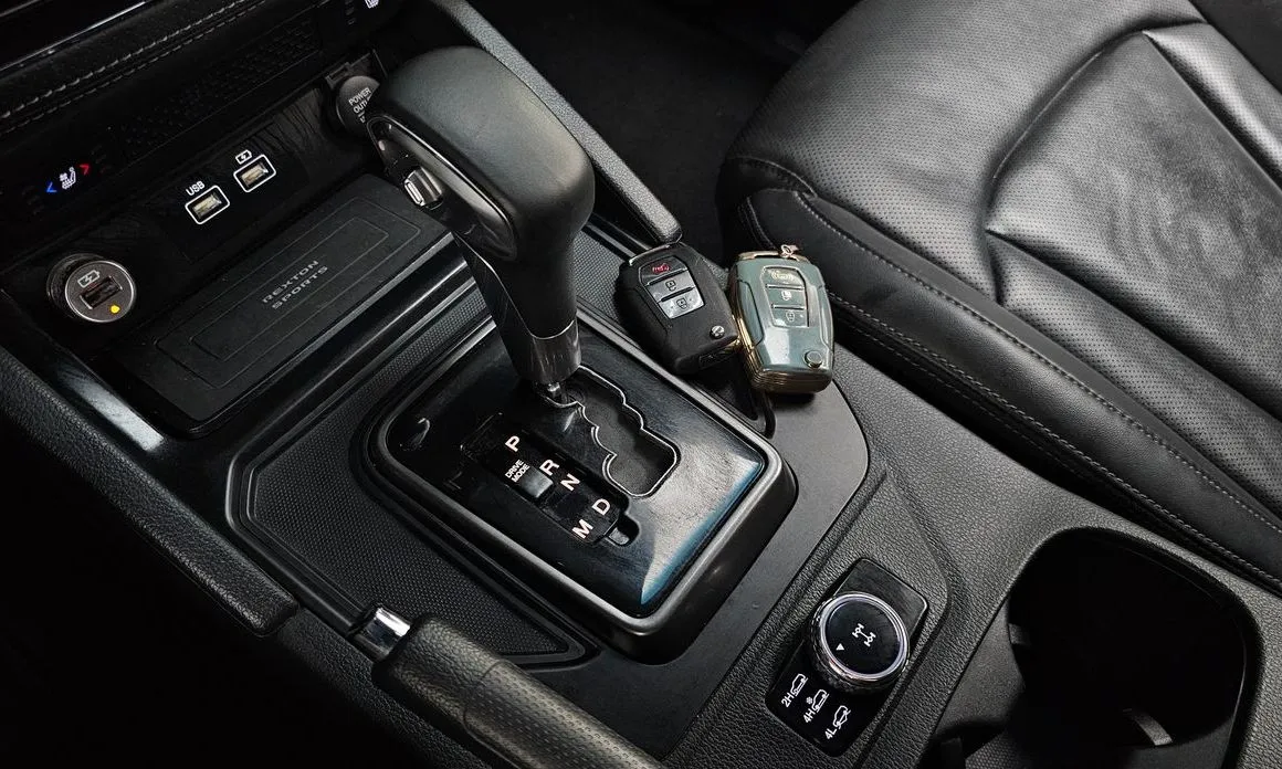 KG Mobility (Ssangyong) Rexton — фото 4
