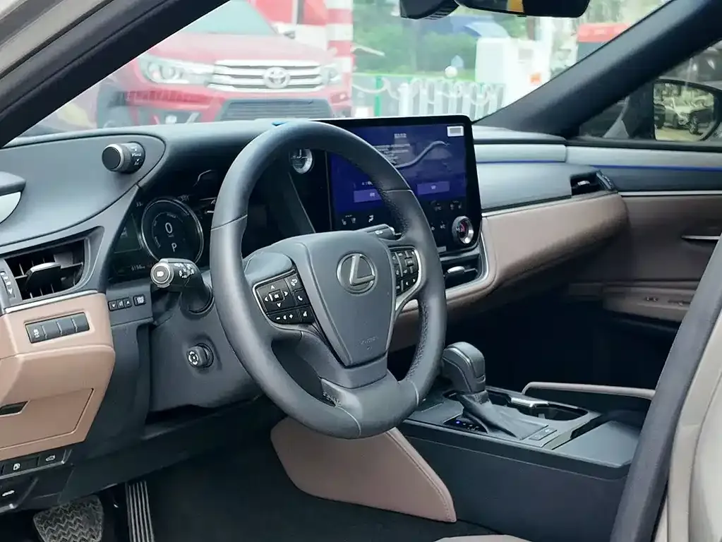Lexus ES 2025 из CN, фото 8
