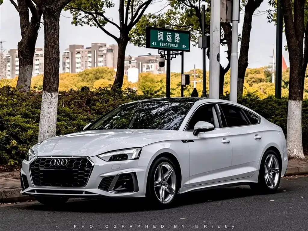 Audi A5 (Import) — фото 1