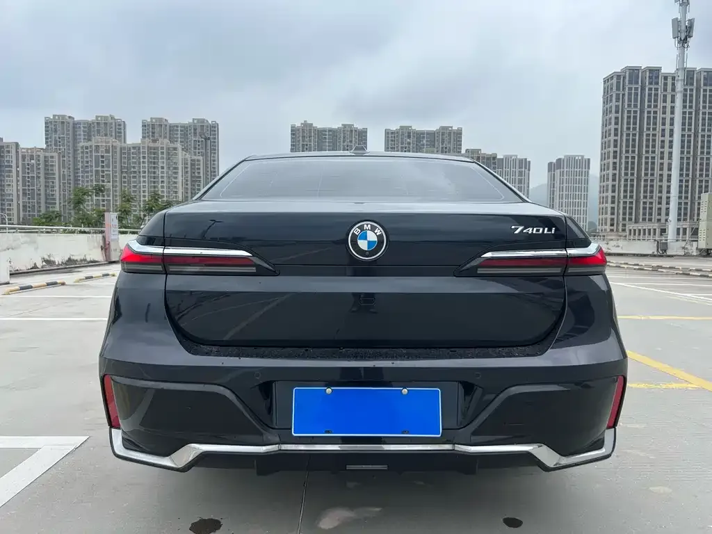 BMW 7 Series 2024 из CN, фото 4