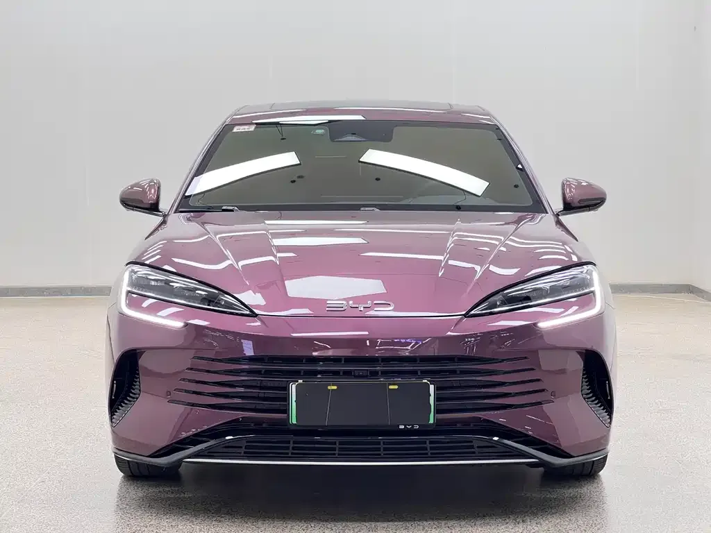 BYD Seal — фото 3
