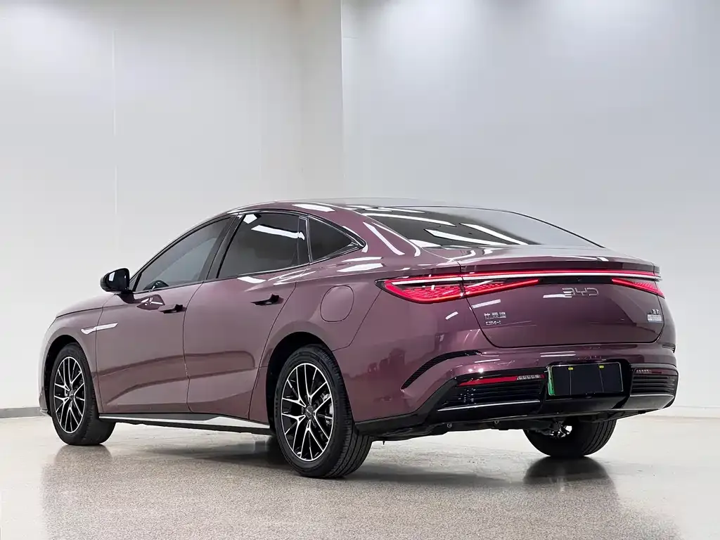 BYD Seal — фото 7