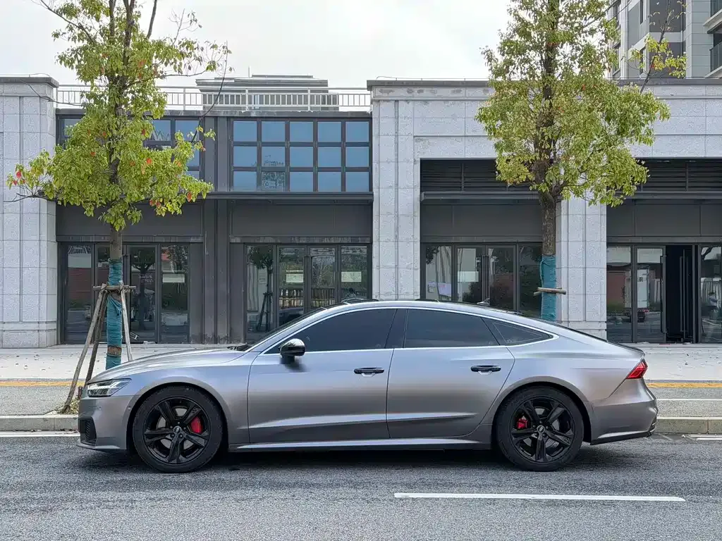 Audi A7 2021 из CN, фото 6