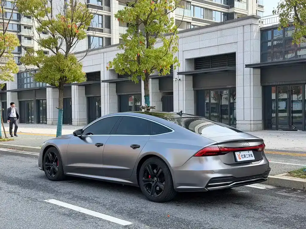 Audi A7 2021 из CN, фото 7