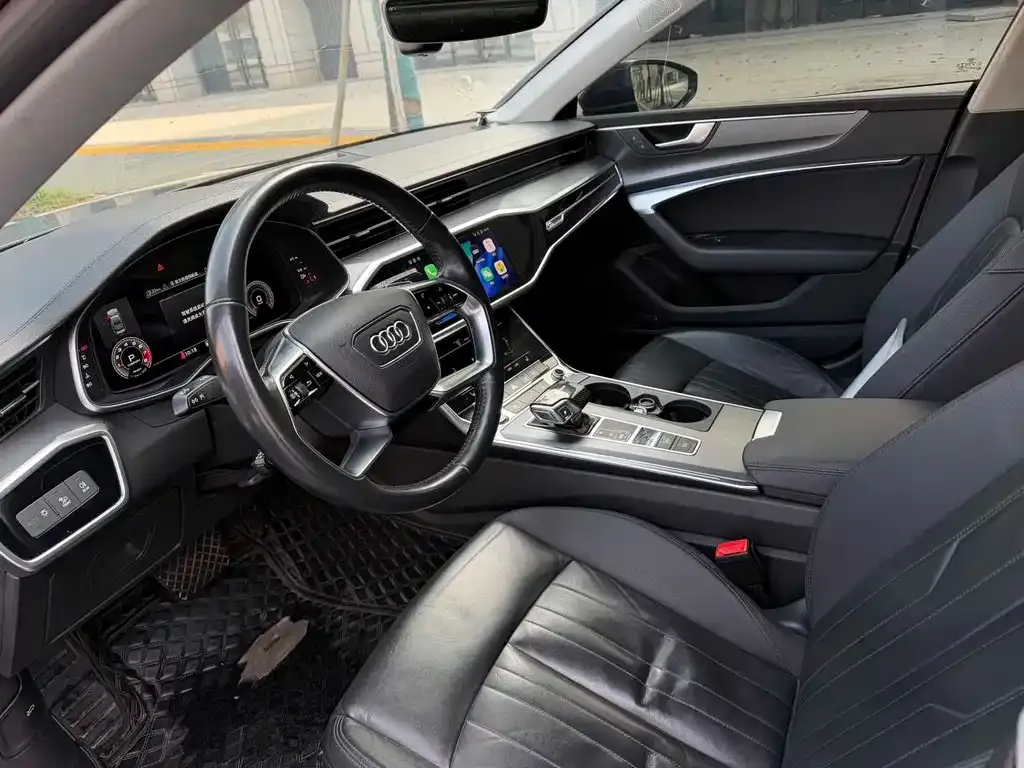 Audi A7 2021 из CN, фото 3
