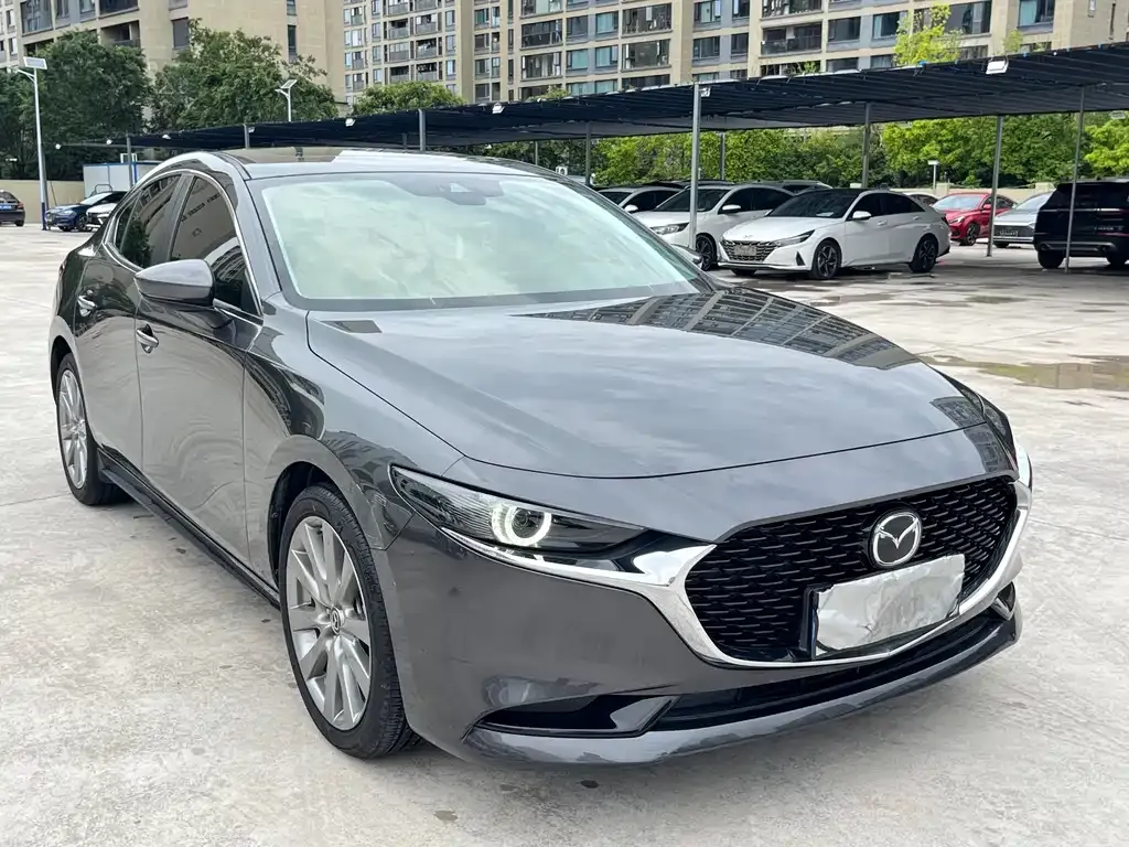 Mazda 3 Axela — фото 10