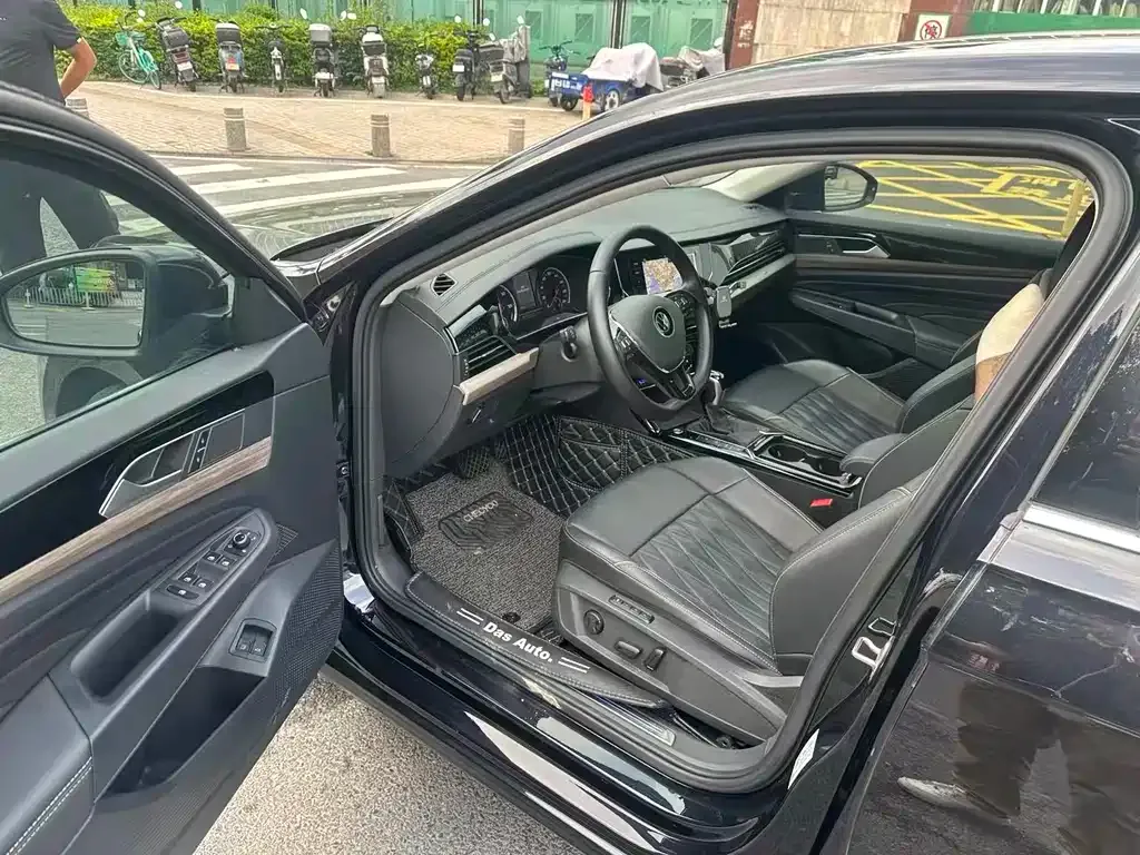 Volkswagen Passat New Energy 2021 из CN, фото 8