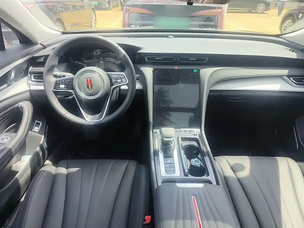 Hongqi H5 PHEV 2025 из CN, фото 9