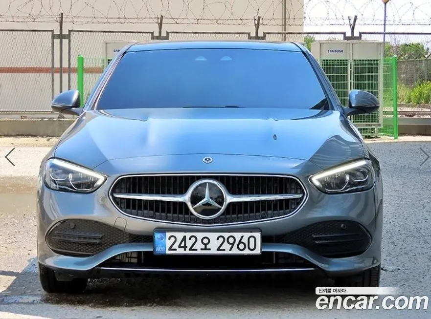 Mercedes-Benz C-Class 2023 из KR, фото 2