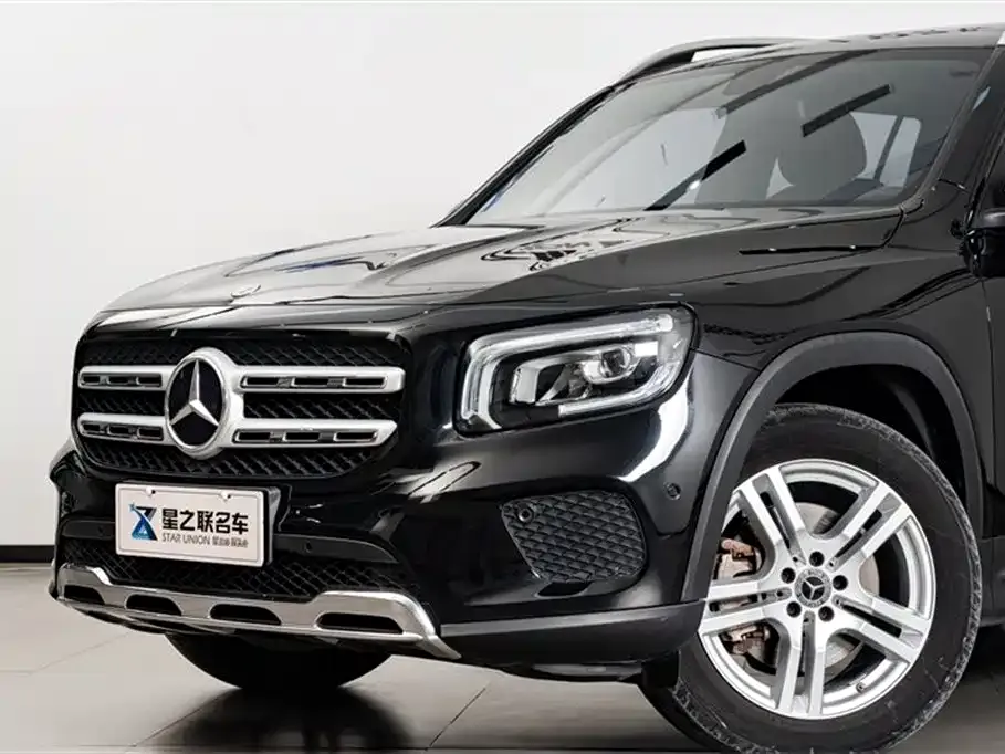 Mercedes-Benz GLB — фото 10