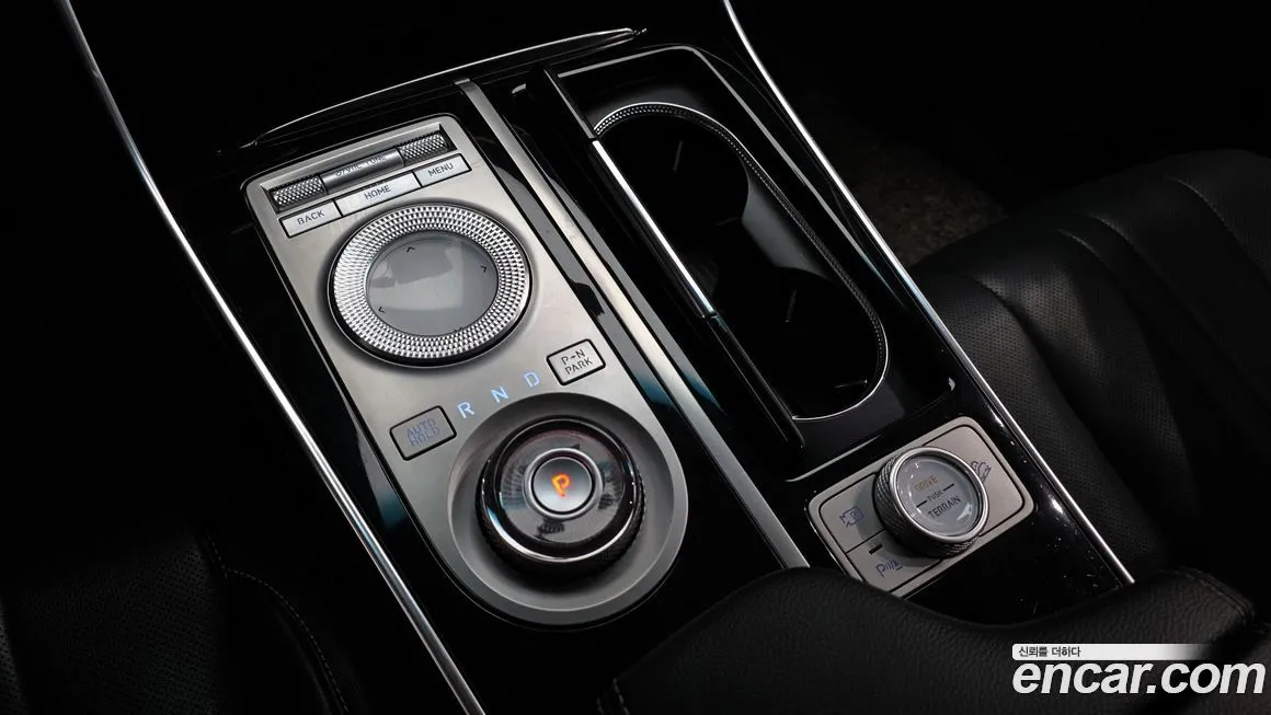 Genesis GV80 — фото 10