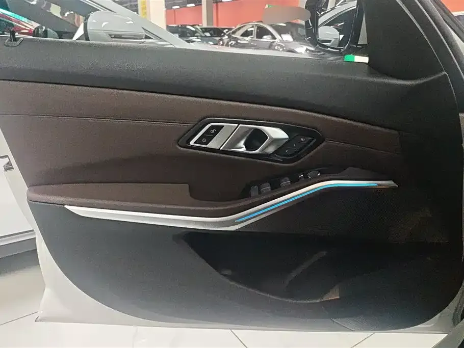 BMW i3 — фото 8