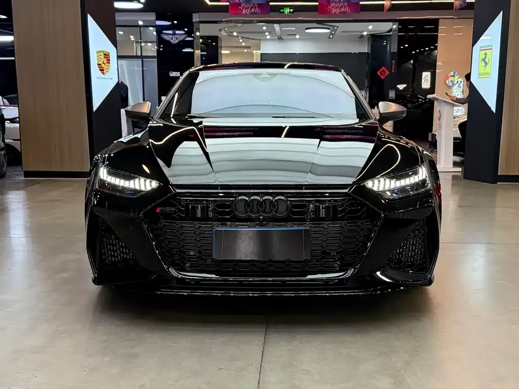 Audi RS 7 2024 из CN, фото 3
