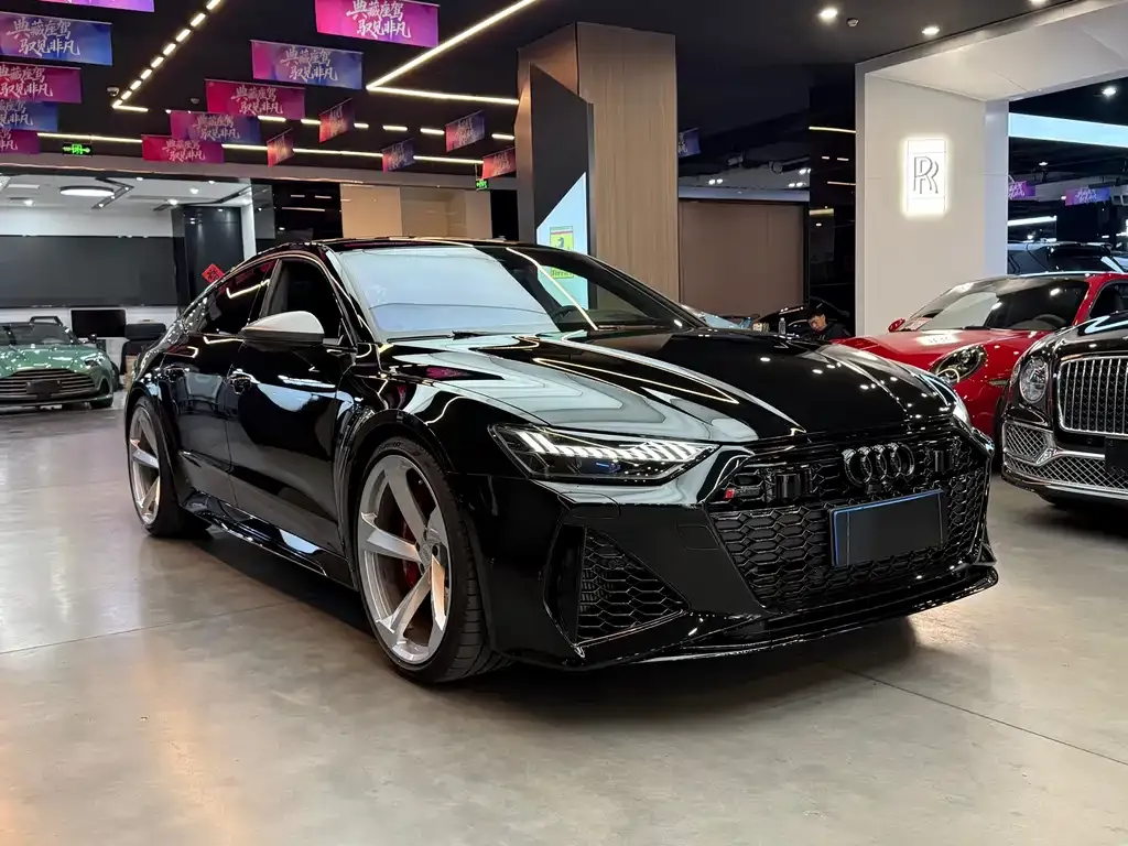 Audi RS 7 2024 из CN, фото 5