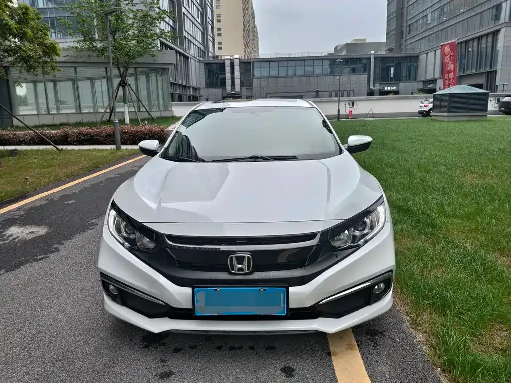 Honda Civic — фото 5