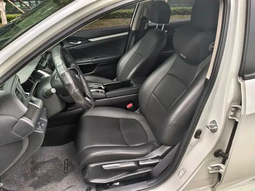Honda Civic — фото 2