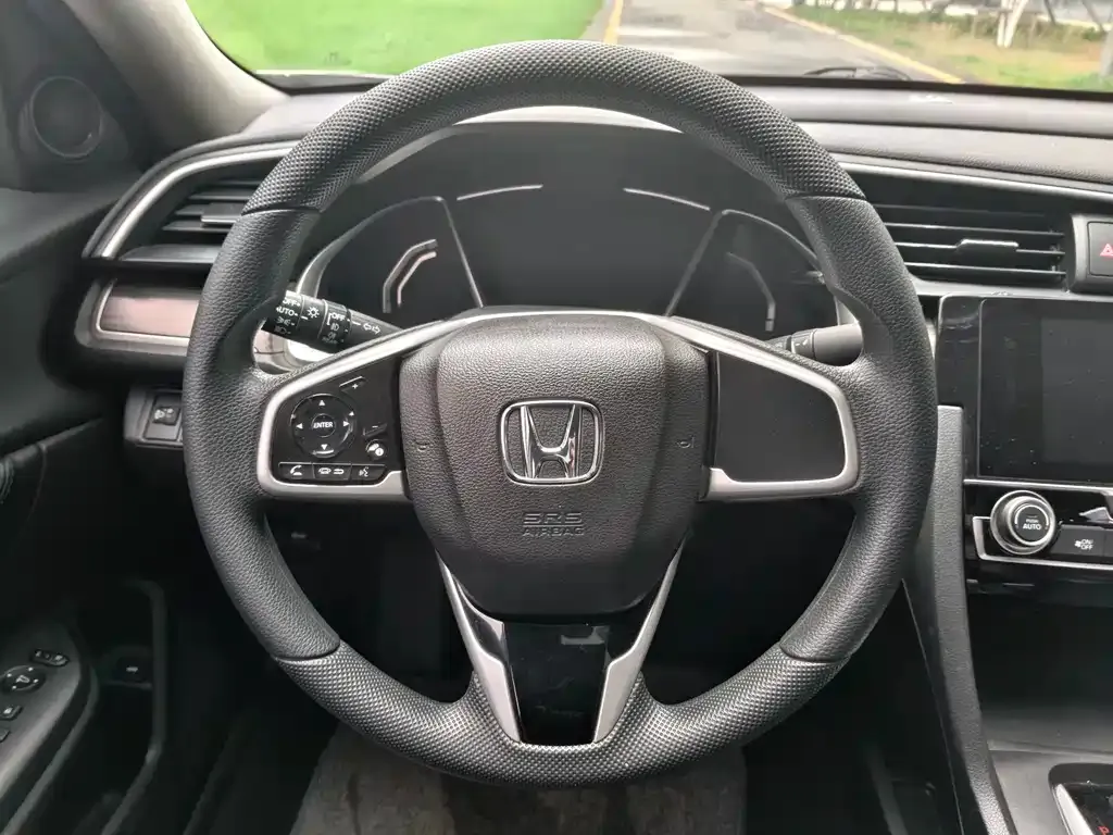 Honda Civic — фото 9