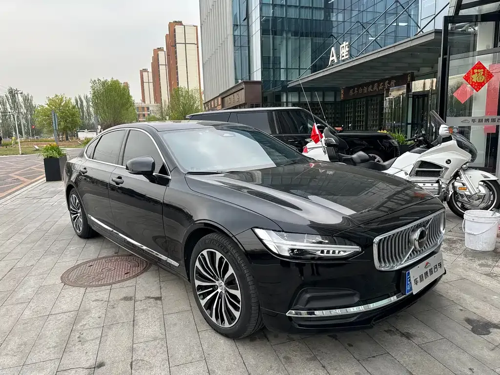 Volvo S90 — фото 9
