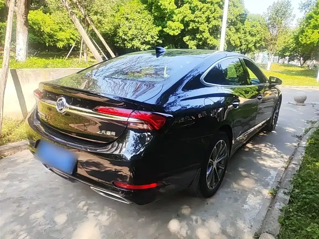 Buick LaCrosse 2023 из CN, фото 3