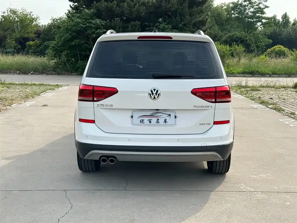 Volkswagen Touran 2021 из CN, фото 8