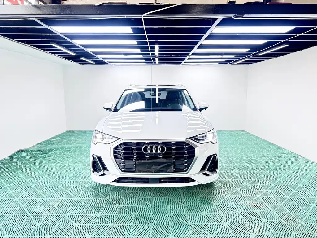Audi Q3 — фото 6