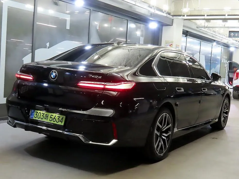 BMW 7-Series 2025 из KR, фото 9