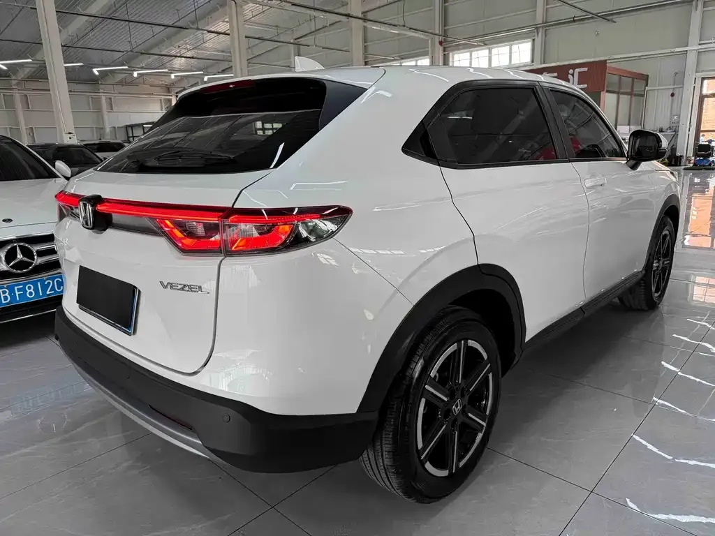 Honda Vezel 2023 из CN, фото 3