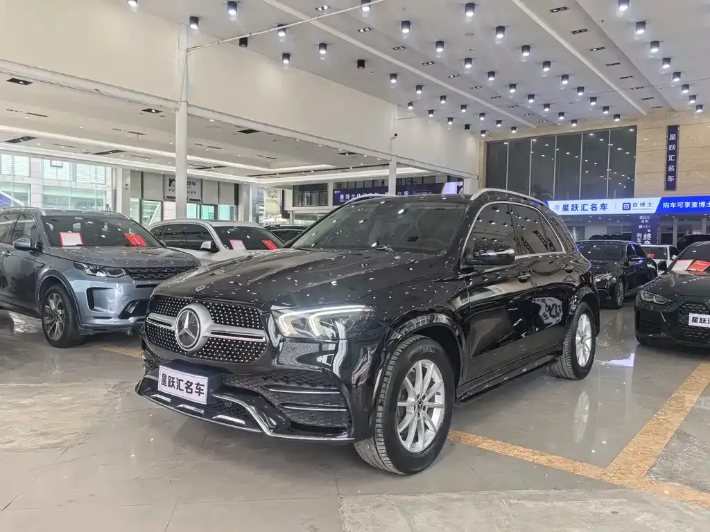 Mercedes-Benz GLE — фото 1