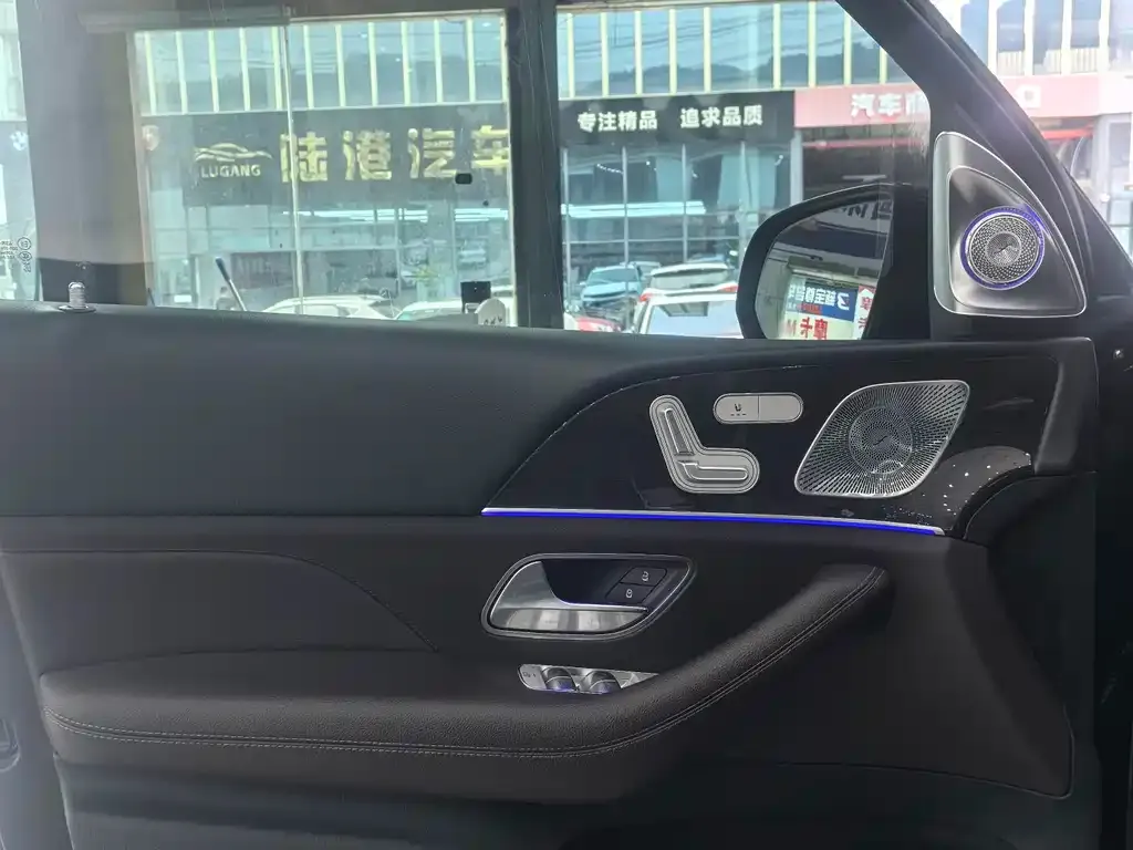 Mercedes-Benz GLE — фото 6