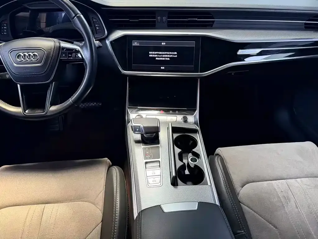 Audi A6L — фото 5