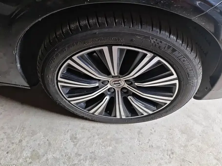 Volvo S90 — фото 8