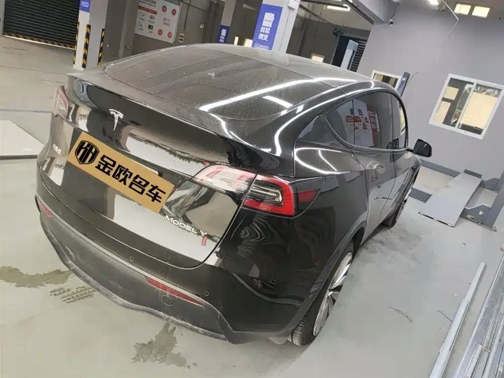 Tesla Model Y 2024 из CN, фото 9