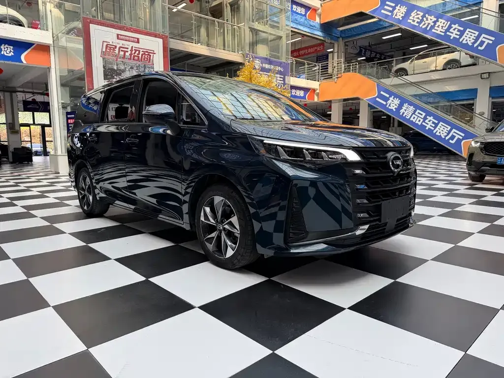 GAC Motor Trumpchi M6 — фото 9