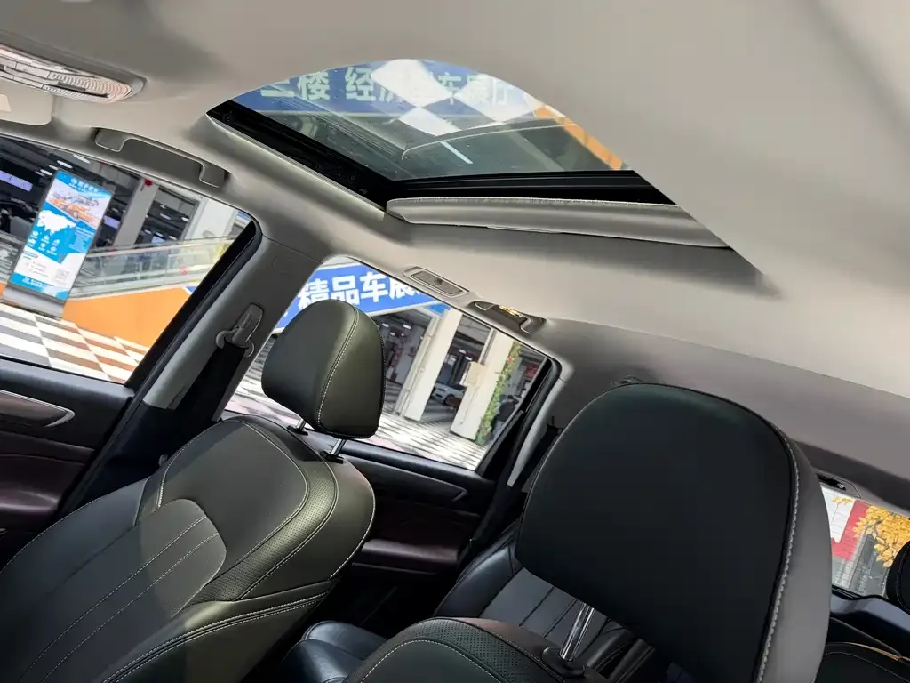 GAC Motor Trumpchi M6 — фото 6