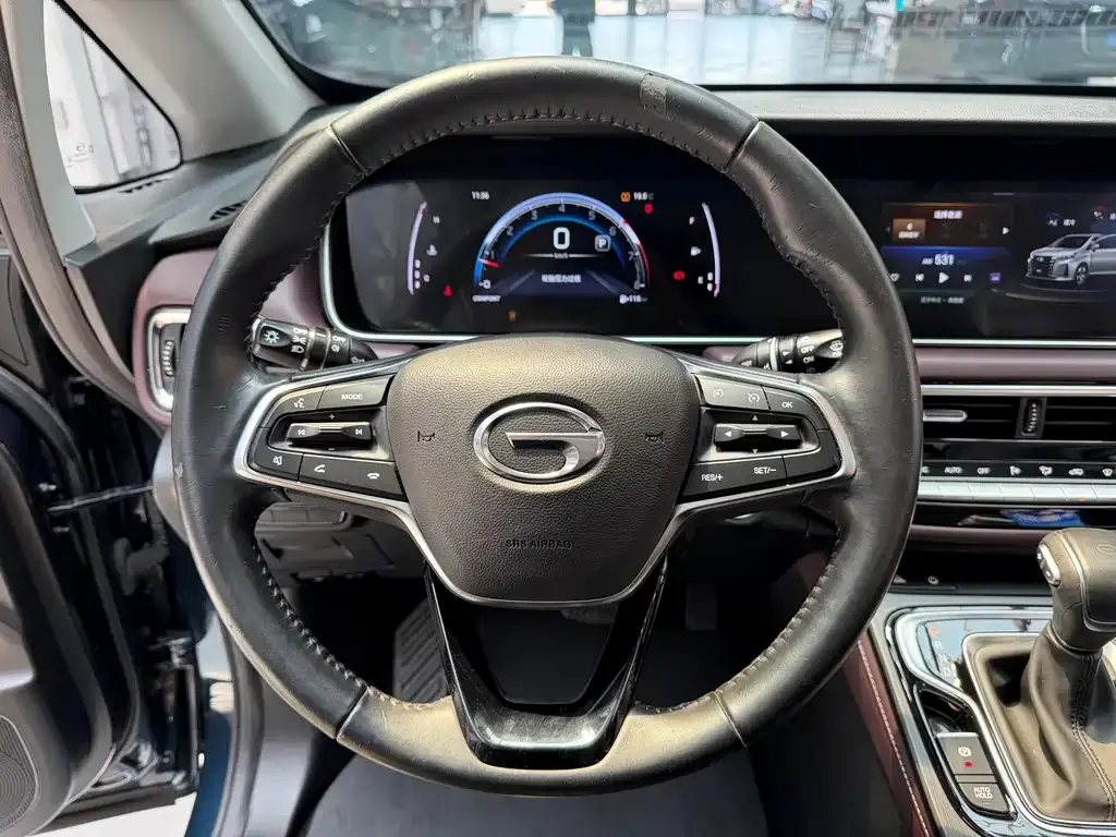 GAC Motor Trumpchi M6 — фото 3
