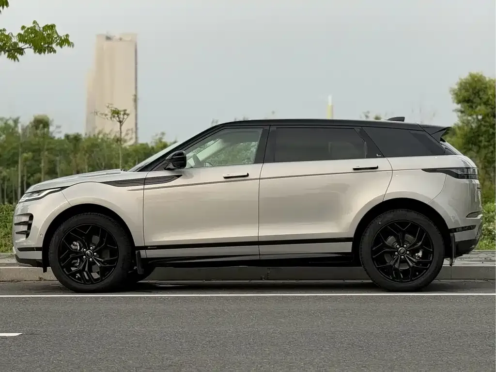 Land Rover Evoque 2021 из CN, фото 3