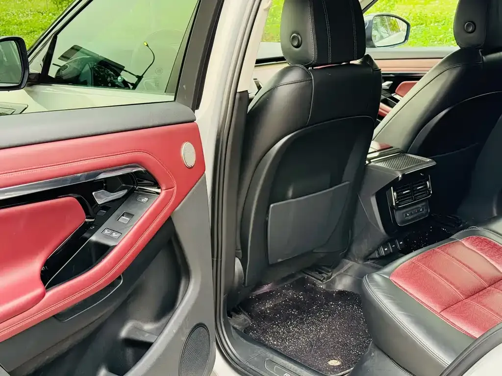 Land Rover Evoque 2021 из CN, фото 9