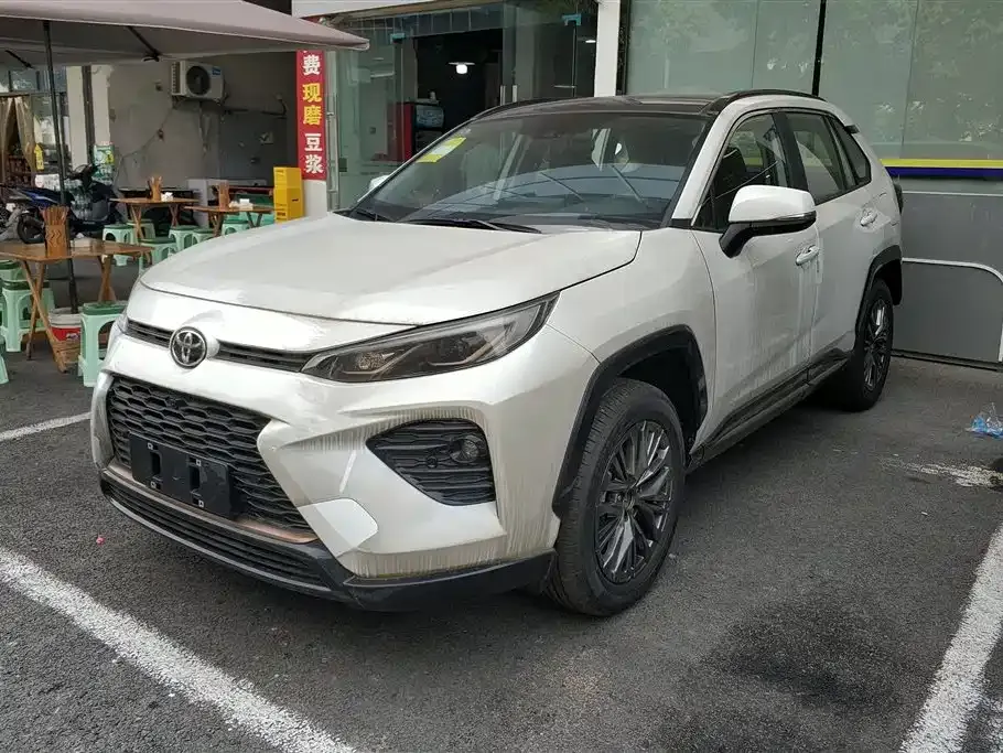 Toyota Wildlander — фото 1